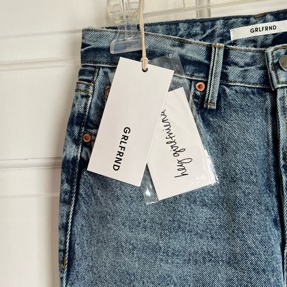 NWT Revolve Grlfrnd  Jeans in Karolina High Rise Button Fly Distressed Size 25 - Picture 3 of 8